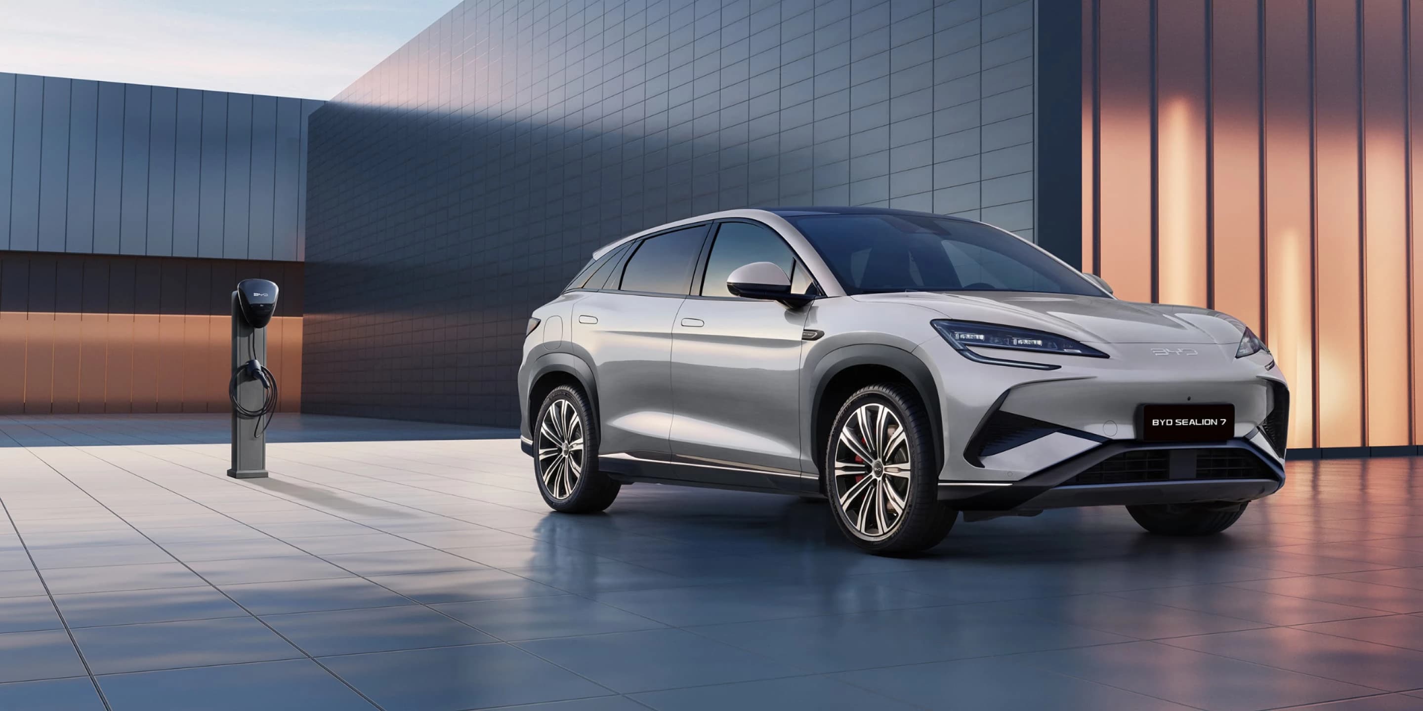 BYD SEALION 7 polnjenje
