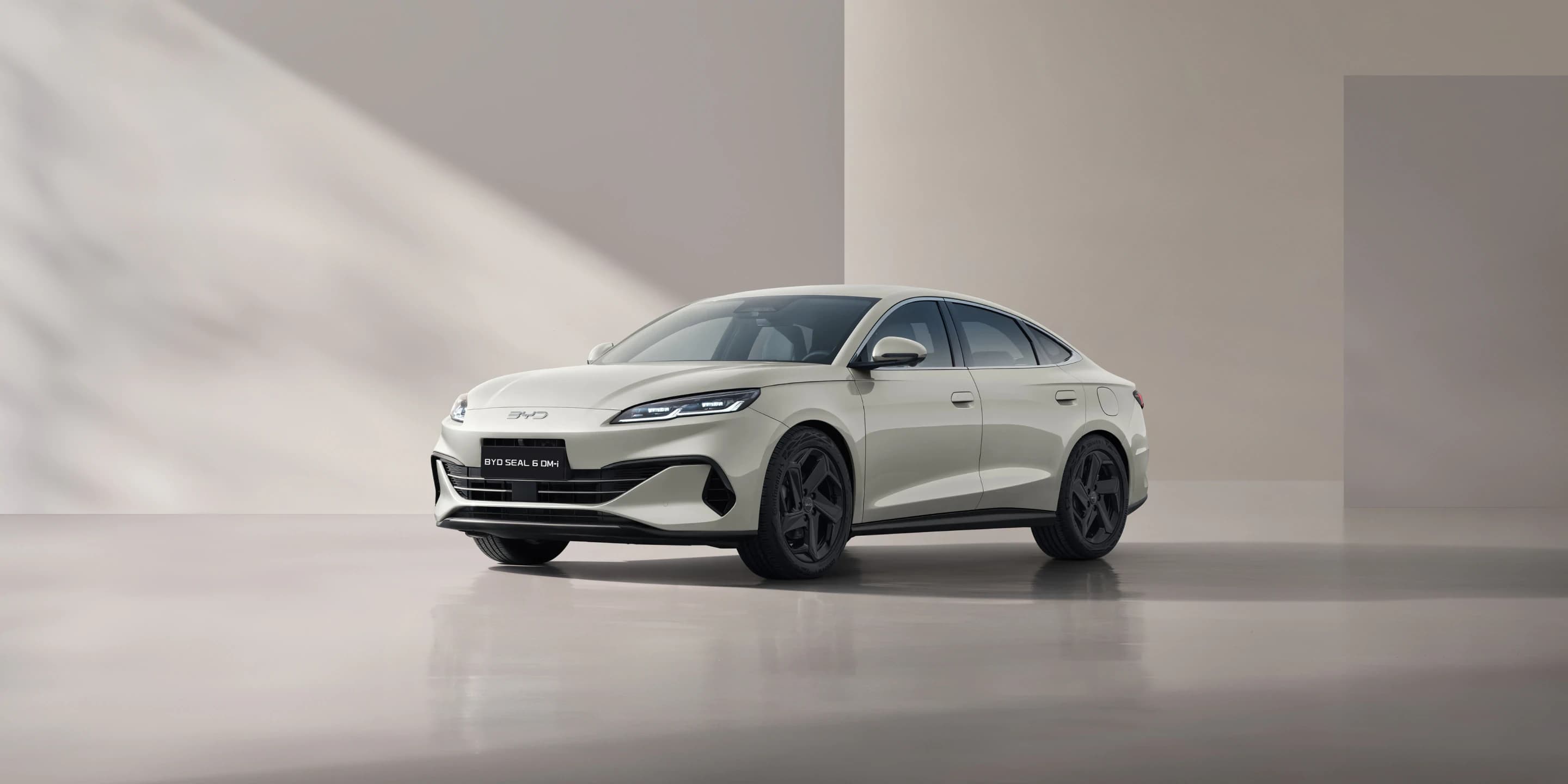 BYD SEALION 7 Zunanjost