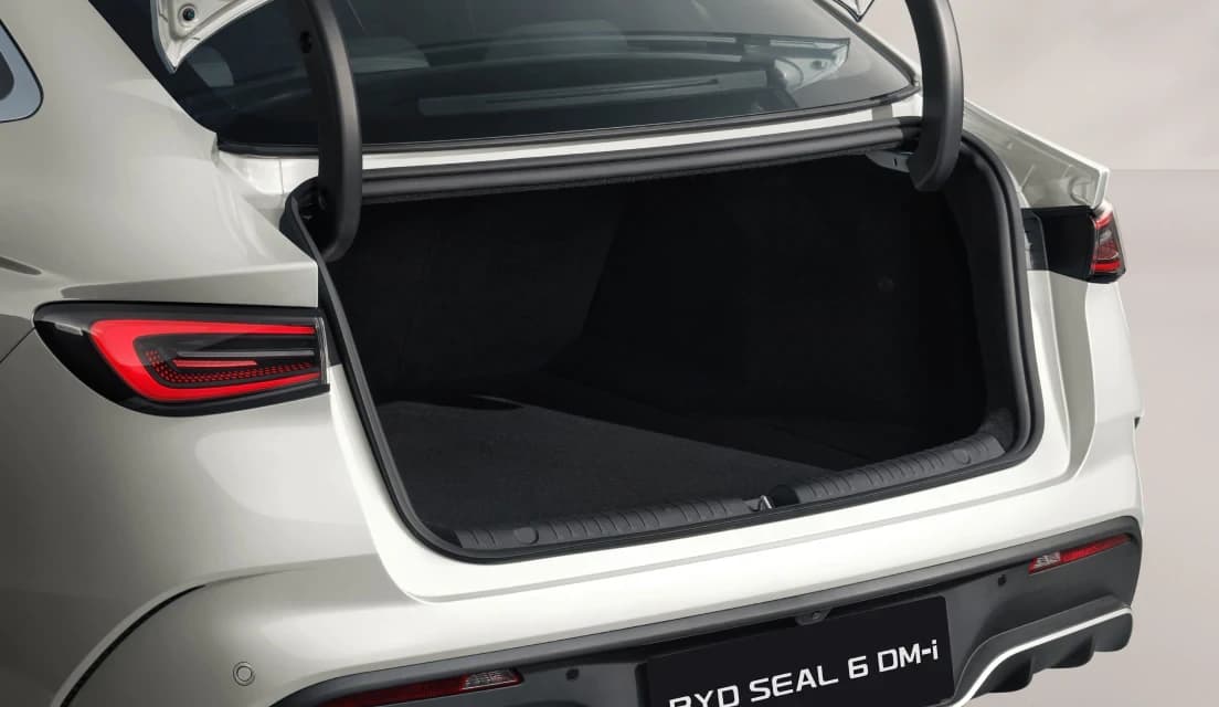 Velik prtljažni prostor