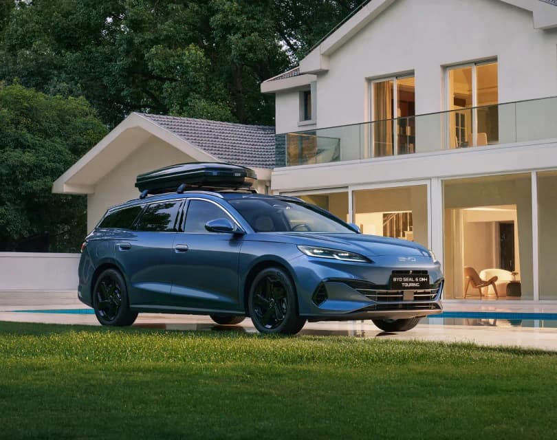 Robustni vzdolžni strešni nosilci