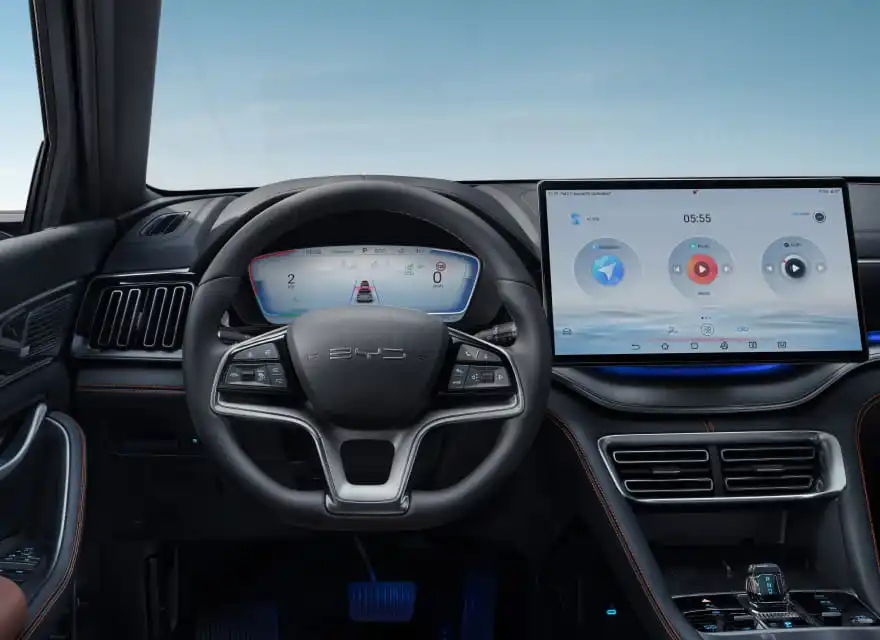 Pametno voznikovo mesto BYD