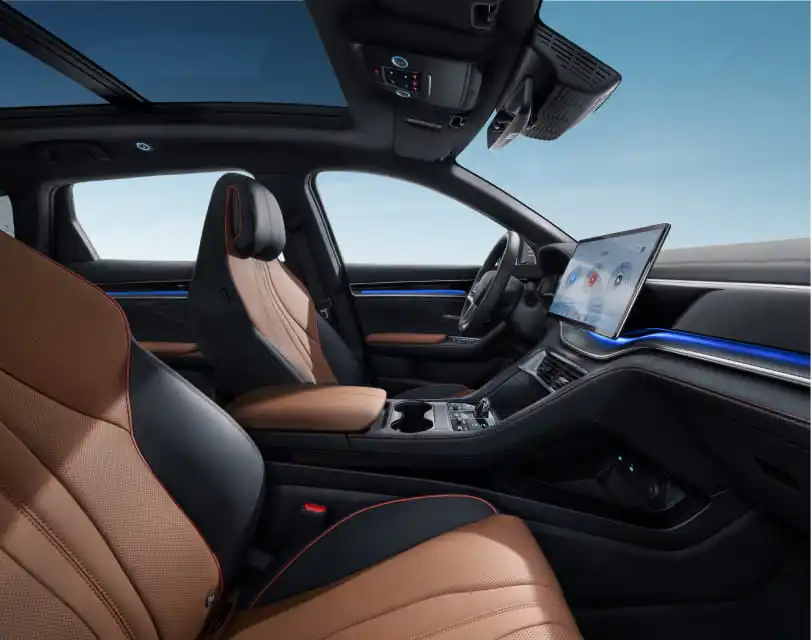 Udobni sedeži z različnimi funkcijami